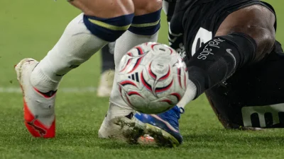 UEFA Şampiyonlar Ligi'nde 3. eleme turu rövanş maçları yarın oynanacak.