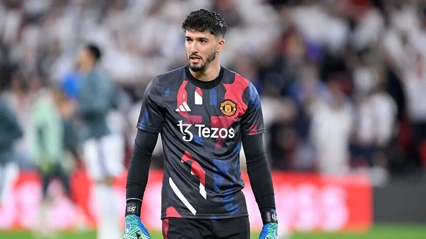 İngiliz ekibi Manchester United, milli kaleci Altay Bayındır'ı İspanya 1.