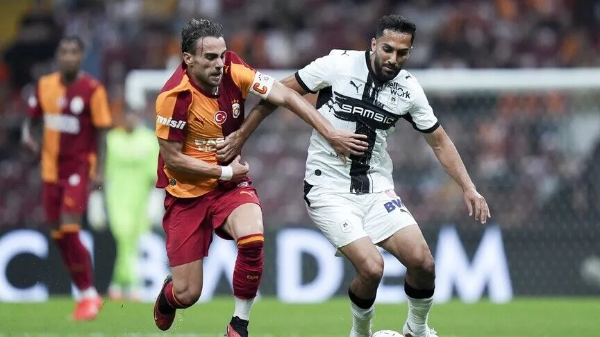 Galatasaray Futbol Takımı, özel maçta konuk ettiği Fransa temsilcisi Rennes