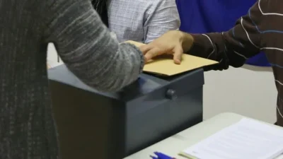 Eylül ayında 3 eyalette yapılacak parlamento seçimleri öncesinde yükselişe geçen