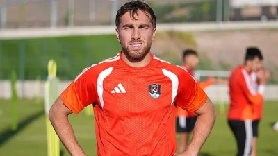Vanspor FK'nin yeni transferi Ozan Can Kökçü, Beşiktaş forması giyen