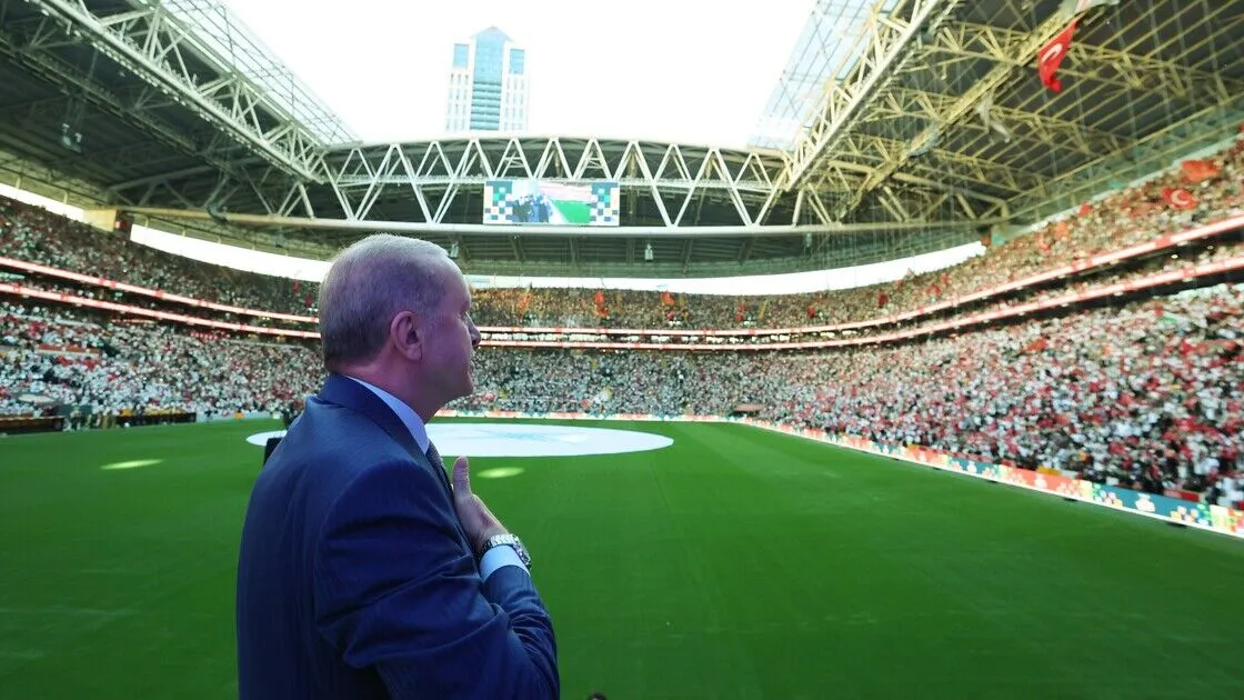 “Gençlerimizin en iyi şekilde yetişmesi için tüm gücümüzle çalışıyoruz”
