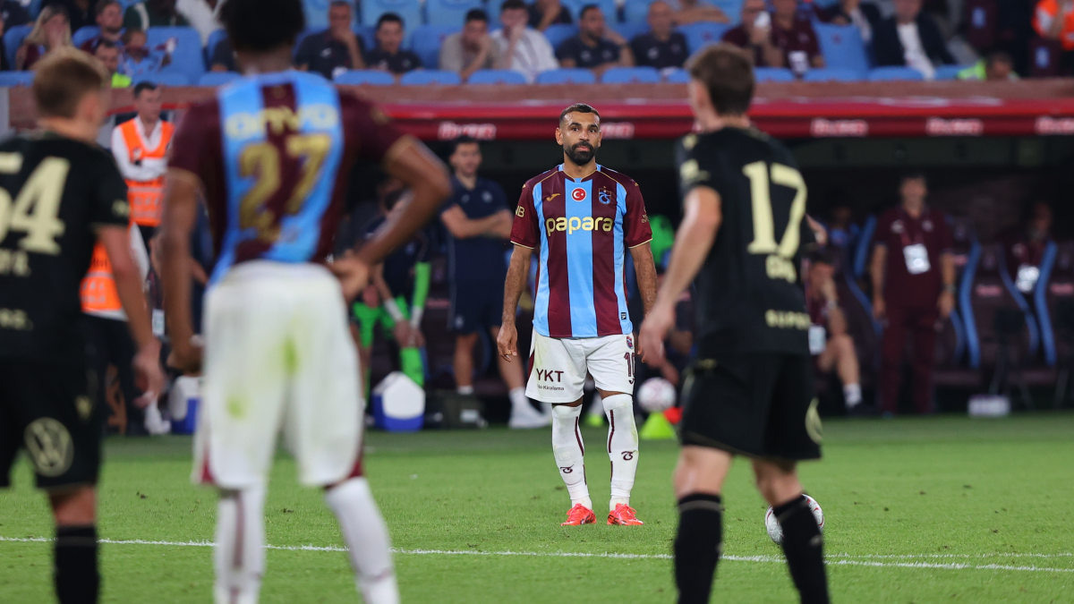 Muhamed Salah Trabzon'u karıştırdı: Ferencvaros yenilgisi sonrası rekor transfer tartışma yarattı! 1 Muhamed Salah Trabzon'u karıştırdı: Ferencvaros yenilgisi sonrası rekor transfer tartışma yarattı!