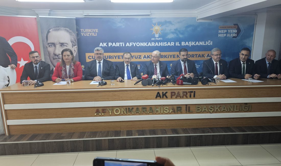 Millî Savunma Bakanı Yaşar Güler, Afyonkarahisar temasları kapsamında AK Parti