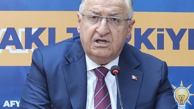 Millî Savunma Bakanı Yaşar Güler, Afyonkarahisar’da AK Parti teşkilatıyla bir