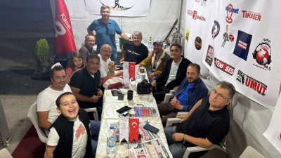 Afyonkarahisar’da düzenlenen MotoFest, ikinci gününde de yoğun katılımla devam etti.