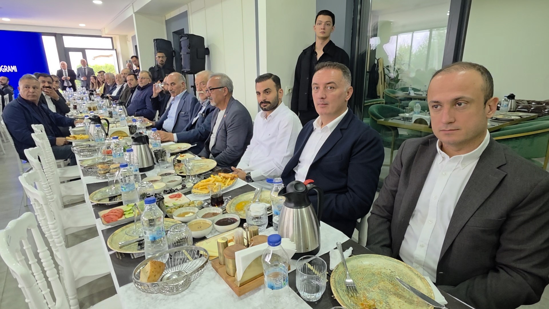 Kütahya OSB'de geleceğe dönük projeler masaya yatırıldı 1 Kütahya OSB'de geleceğe dönük projeler masaya yatırıldı