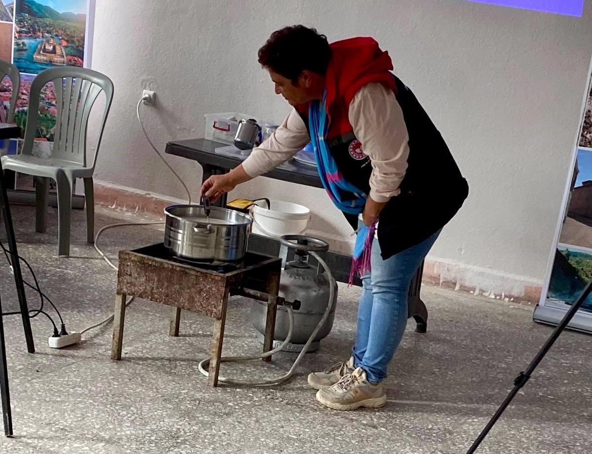Kadın üreticilere süt ürünleri eğitimi verildi 1 Kadın üreticilere süt ürünleri eğitimi verildi