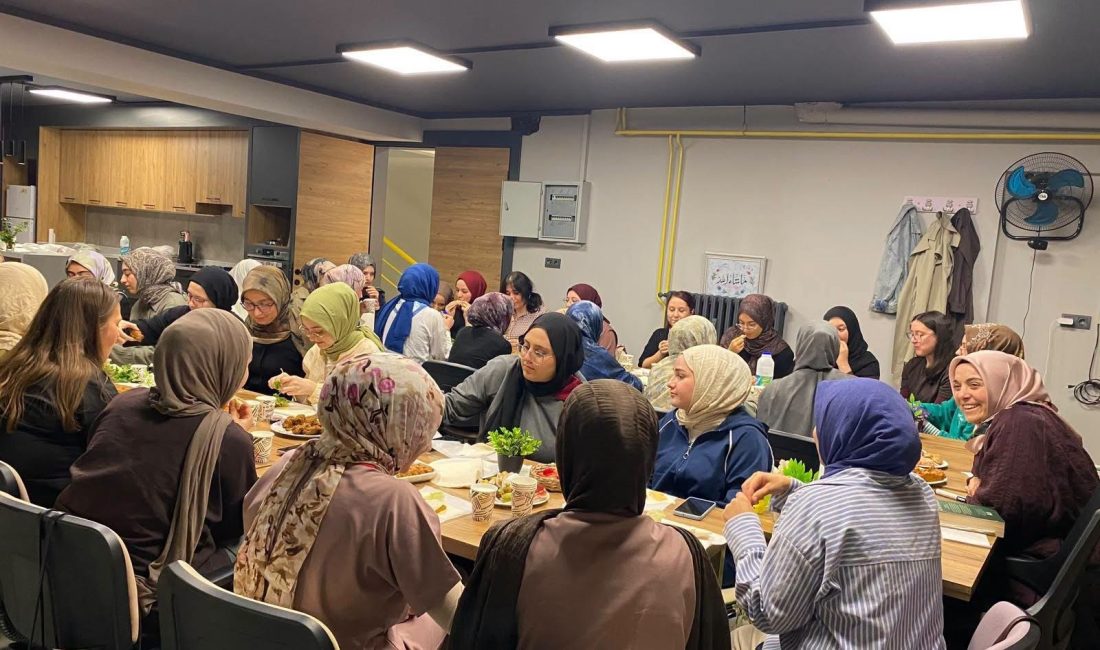 Afyonkarahisar Sağlık Bilimleri Üniversitesi (AFSÜ) öğrencilerine yönelik Aile ve Dini