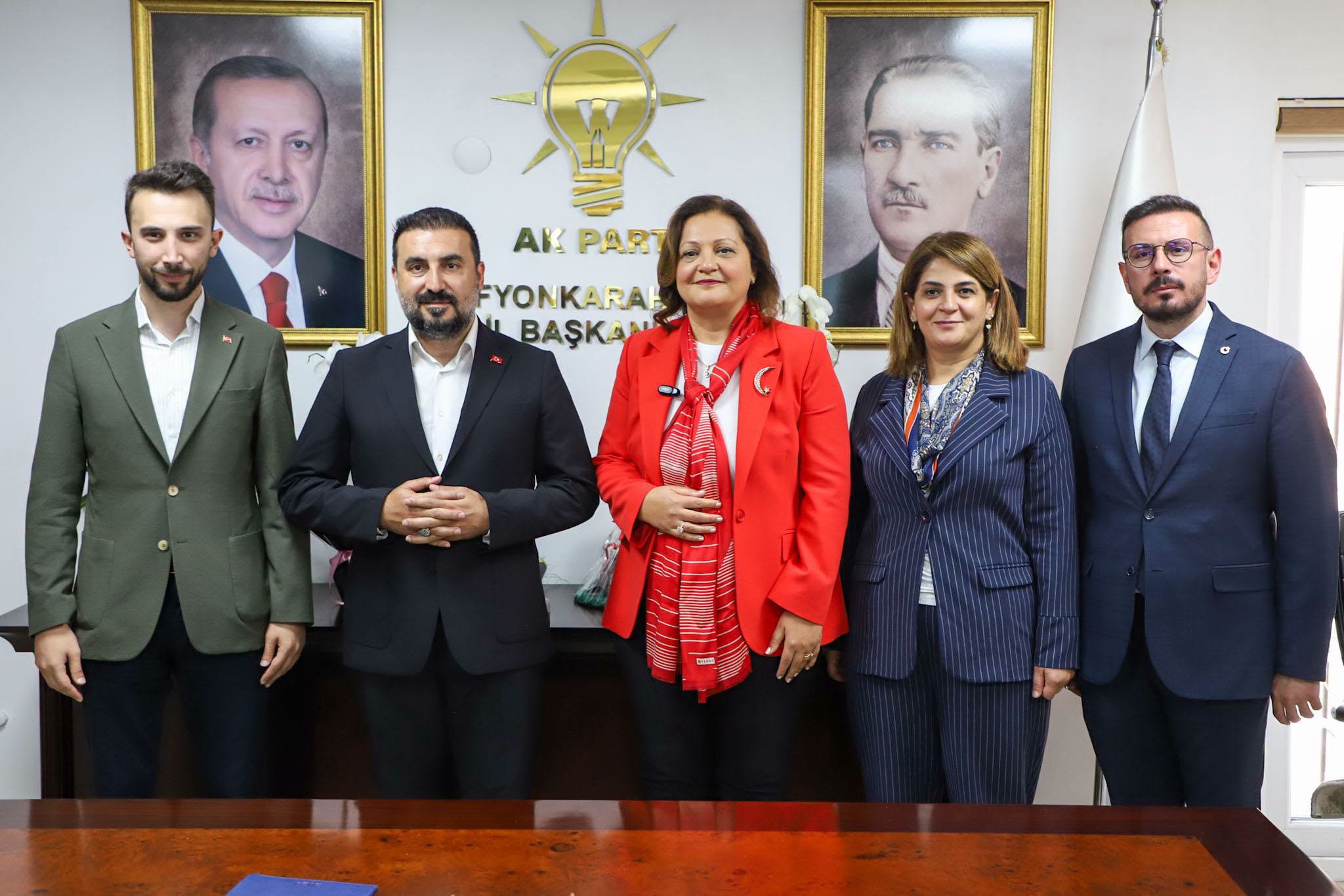 Başkan Köksal’dan AK Parti’ye hayırlı olsun ziyareti 6 Başkan Köksal’dan AK Parti’ye hayırlı olsun ziyareti