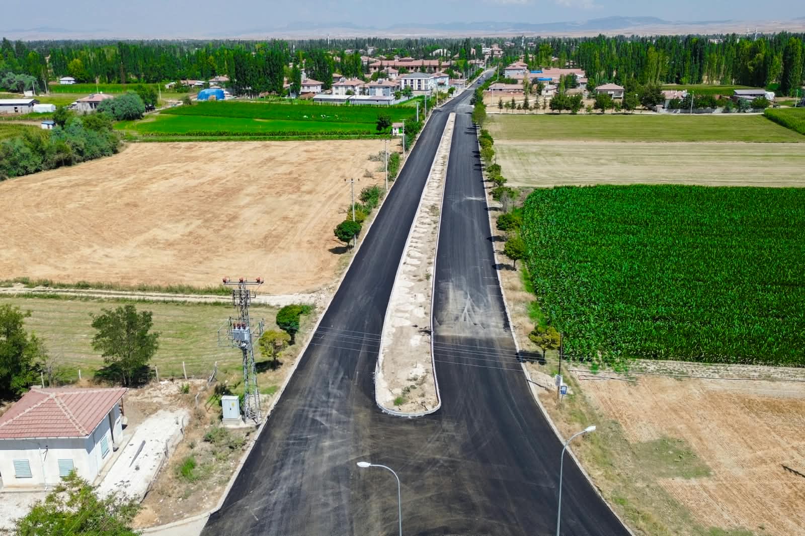 Çobanlar’da 60 milyon TL’lik sıcak asfalt yatırımı 6 Çobanlar’da 60 milyon TL’lik sıcak asfalt yatırımı
