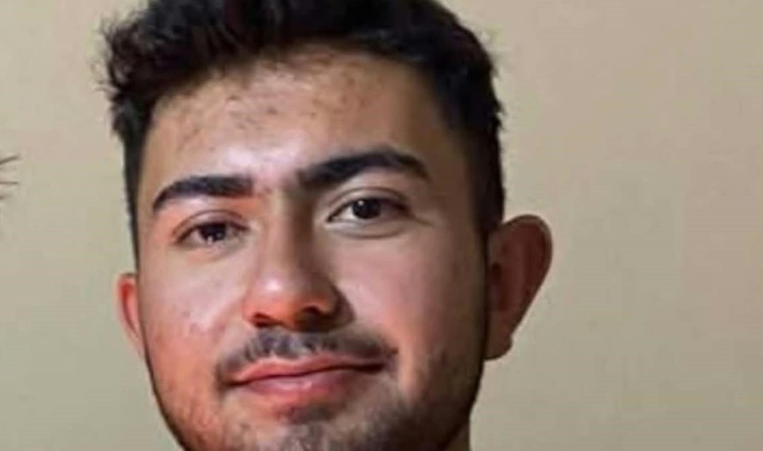Afyonkarahisar'da motosikletin kontrolden çıkarak şarampole devrildiği kazada 19 yaşındaki sürücü