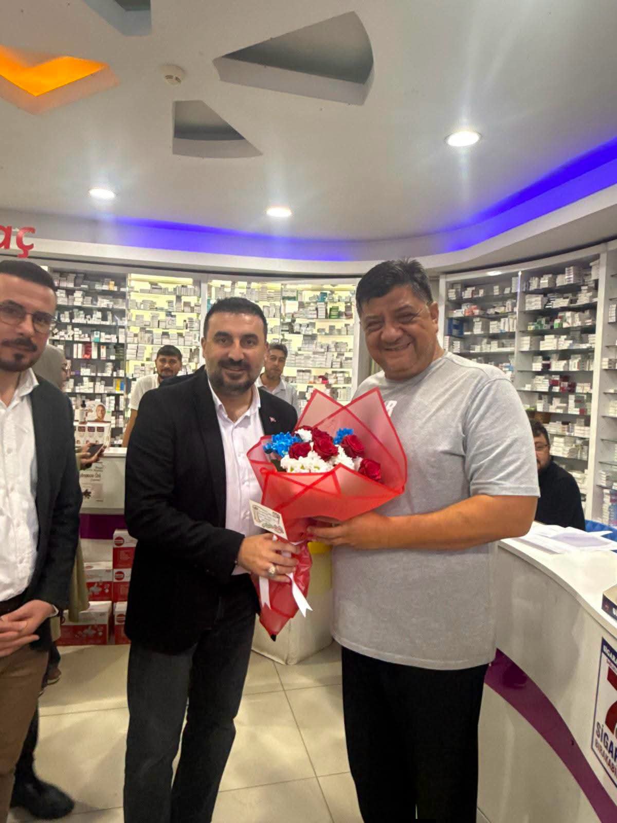 Özgür Kavak’tan sağlık neferlerine teşekkür 1 Özgür Kavak’tan sağlık neferlerine teşekkür