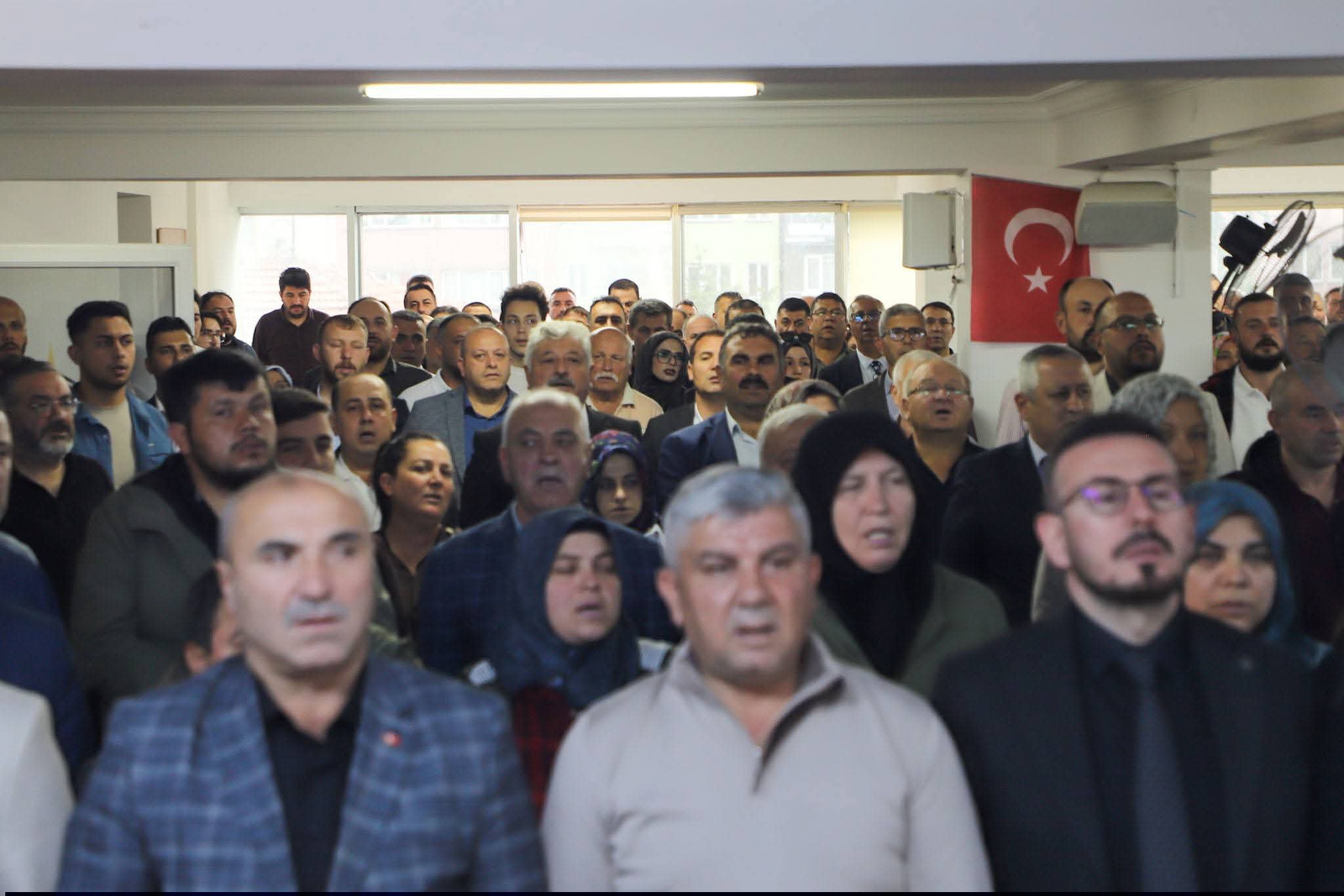 Özgür Kavak başkanlığında teşkilat buluşması: 98. İl Danışma Meclisi toplandı 3 Özgür Kavak başkanlığında teşkilat buluşması: 98. İl Danışma Meclisi toplandı