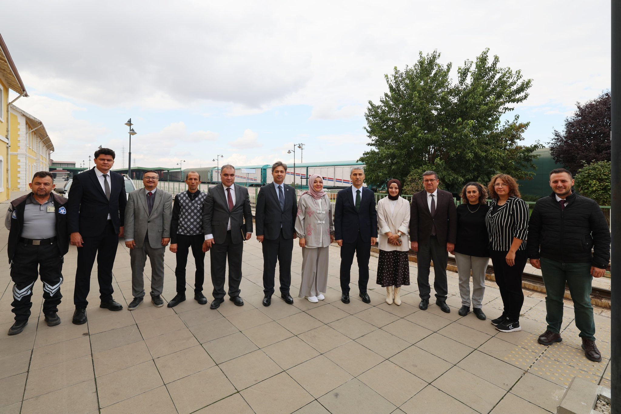 Vali Aktaş’tan TCDD Bölge Müdürlüğüne ziyaret 3 Vali Aktaş’tan TCDD Bölge Müdürlüğüne ziyaret