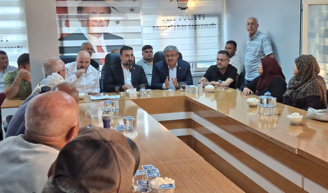 AK Parti Afyonkarahisar İl Başkanı Uzm. Dr. Özgür Kavak ve