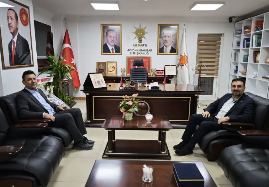 AK Parti Afyonkarahisar İl Başkanı Dr. Özgür Kavak, şehrin sağlık