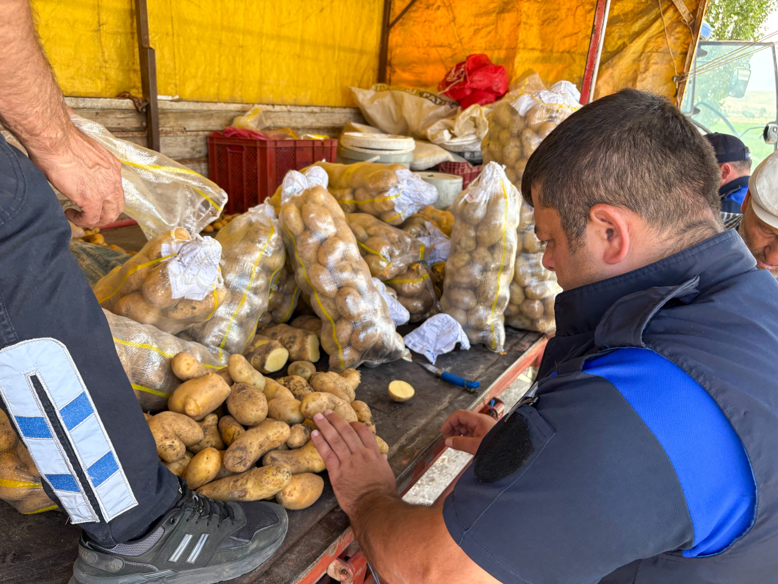 Patates ve yöresel ürün satıcılarına sıkı denetim