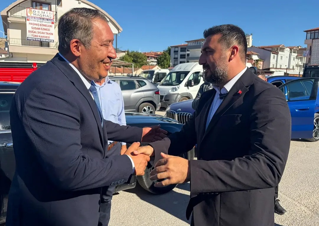 Kavak ve Yurdunuseven Dinar’da üreticinin yanında 2 Kavak ve Yurdunuseven Dinar’da üreticinin yanında