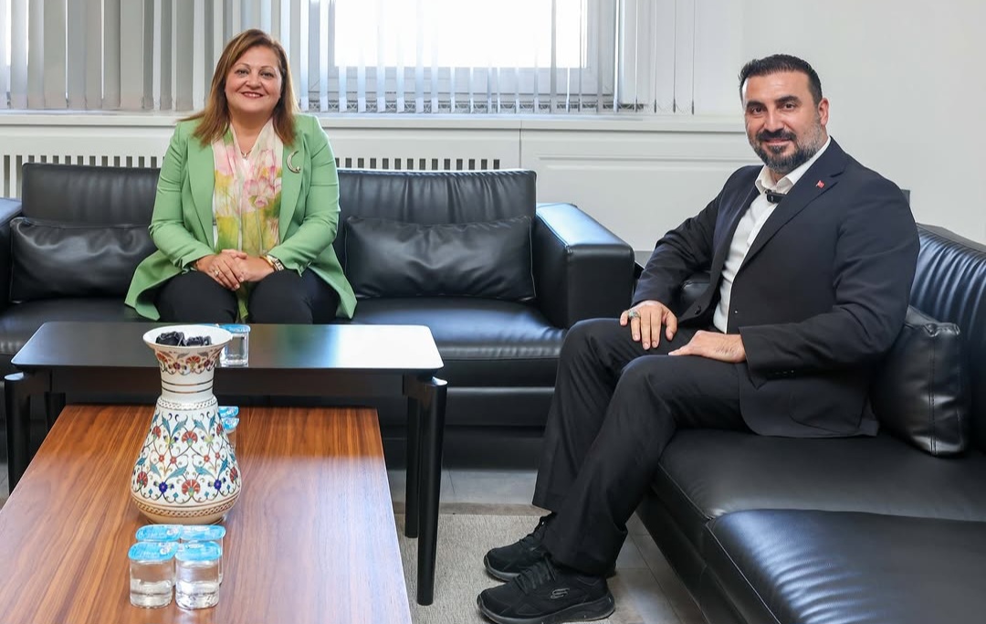 AK Parti Afyonkarahisar İl Başkanı Dr. Özgür Kavak, Afyonkarahisar Belediye