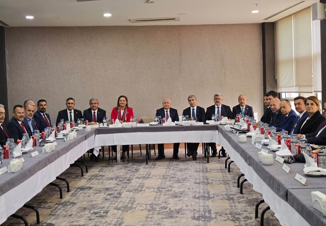 Türkiye Yüzyılı programları kapsamında düzenlenen toplantıda Afyonkarahisar’ın geleceği istişare edildi