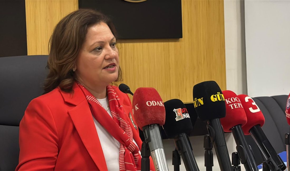 Afyonkarahisar Belediye Başkanı Burcu Köksal, belediye hizmet binasının yapılması planlanan
