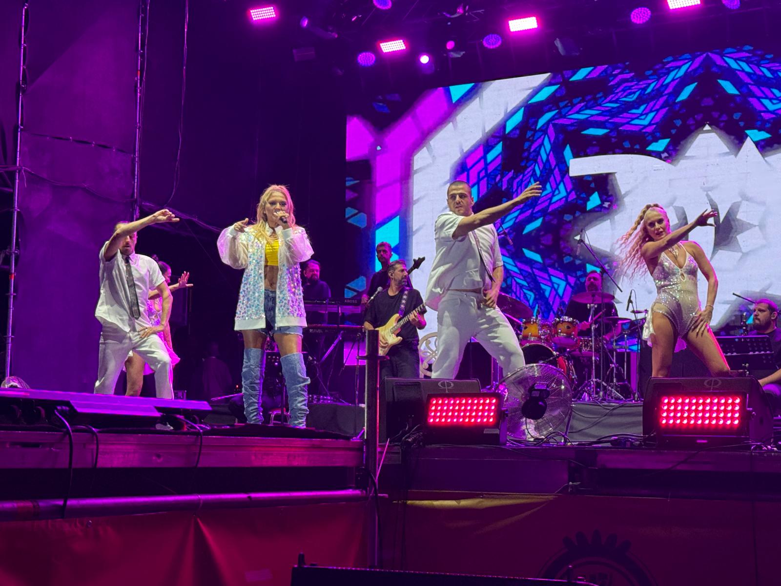 MOTOFEST’TE İKİNCİ GÜN DEMET AKALIN’LA SONA ERDİ 1 MOTOFEST’TE İKİNCİ GÜN DEMET AKALIN’LA SONA ERDİ