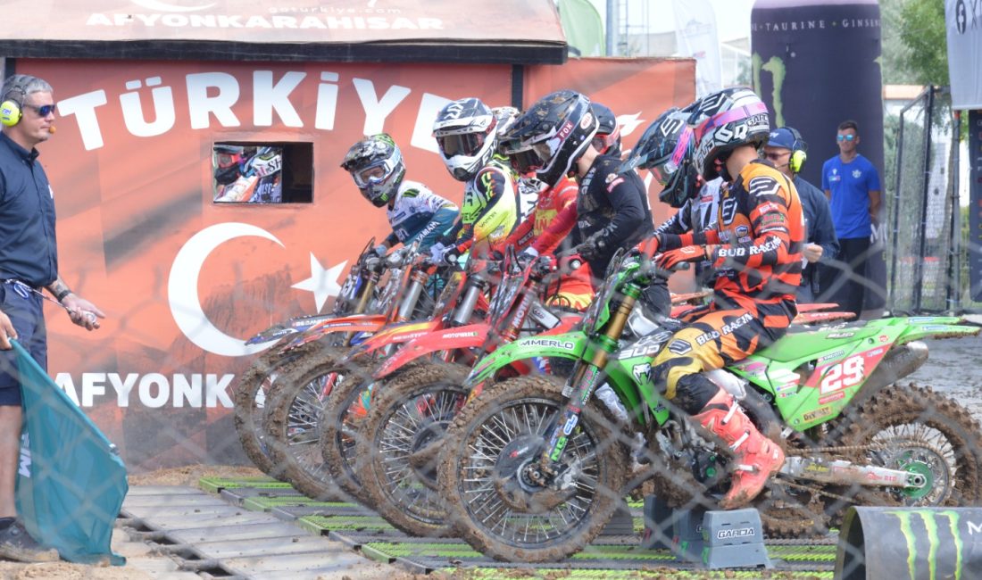 Dünya Motokros Şampiyonası’nın (MXGP) 17. ayağı Afyonkarahisar’da başladı. Organizasyon kapsamında