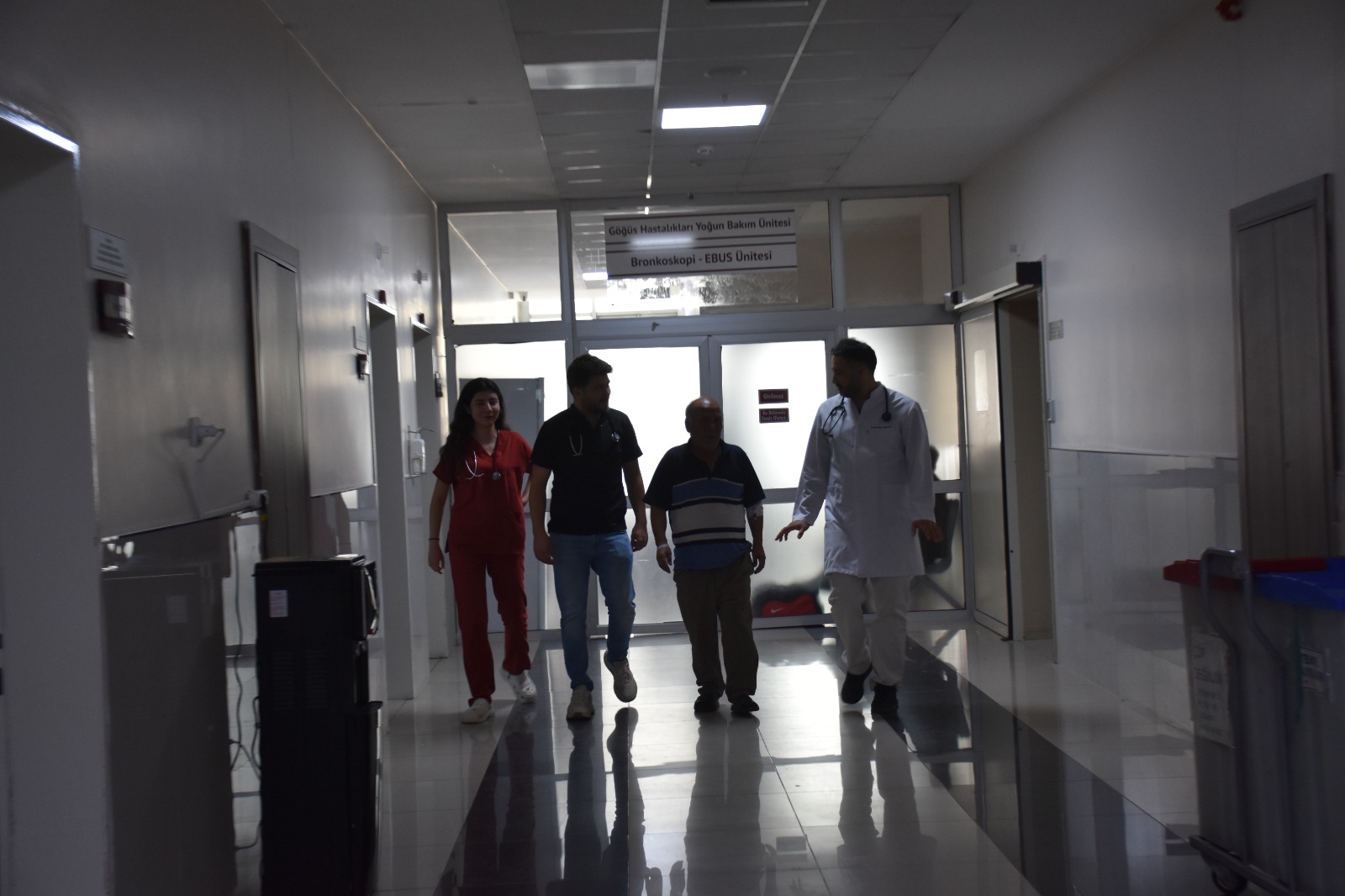 KOAH nedeniyle oksijene bağlıydı, tedavi sonrası rahatladı 2 KOAH nedeniyle oksijene bağlıydı, tedavi sonrası rahatladı