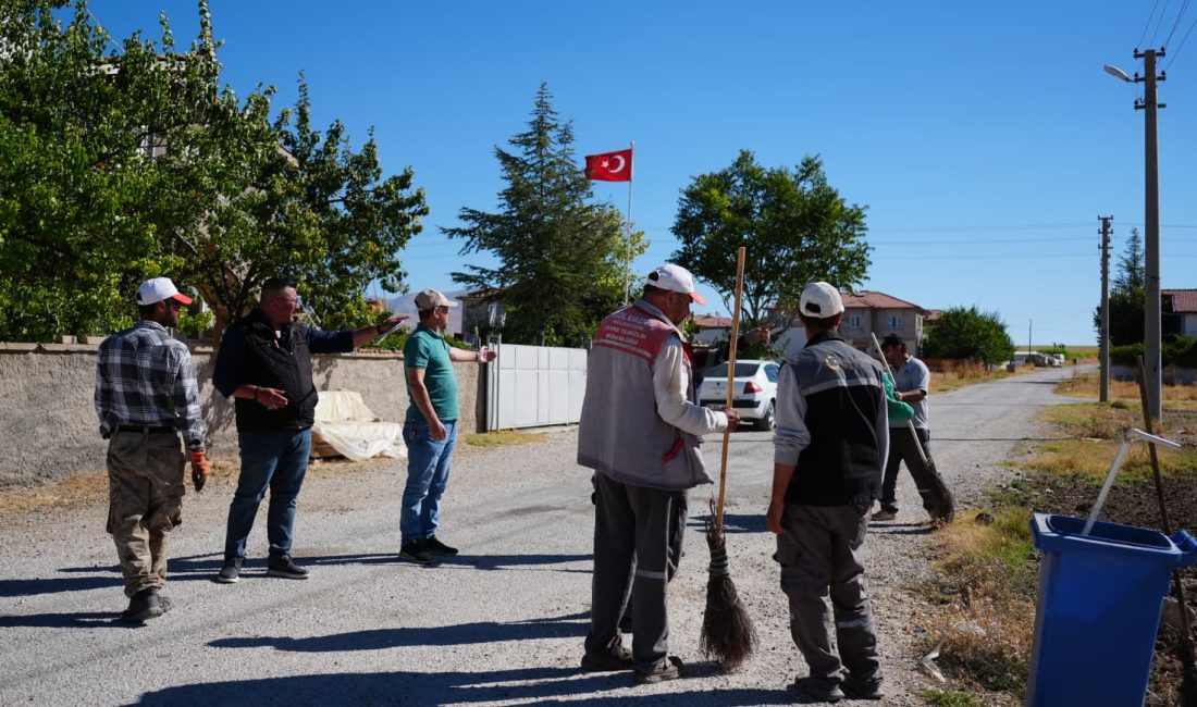 Bolvadin genelinde sürdürülen rutin temizlik çalışmalarına ek olarak, Belediye Başkanımız