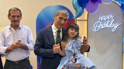 Afyonkarahisar Valisi Dr. Naci Aktaş, şehit Mustafa Tatlı’nın emaneti olan