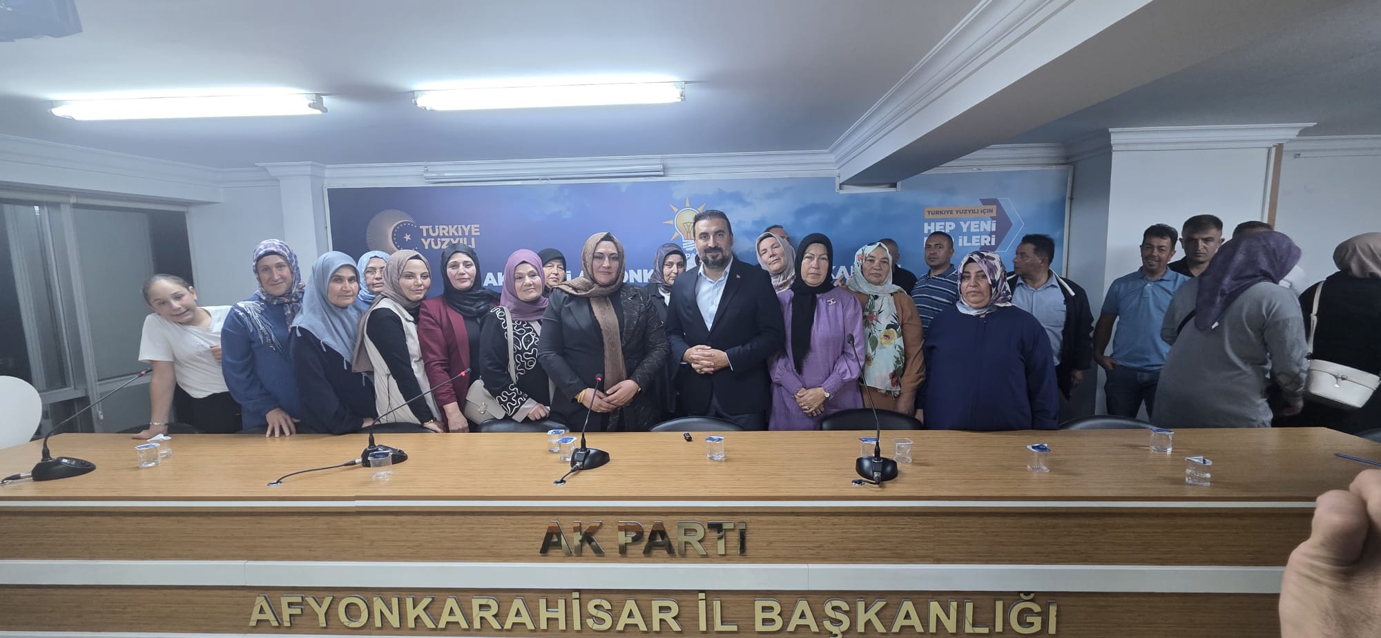 Şuhut teşkilatından Kavak’a güçlü destek