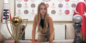 Turgutluspor, yeni sezon öncesinde kulüp tarihinde bir ilke imza attı.