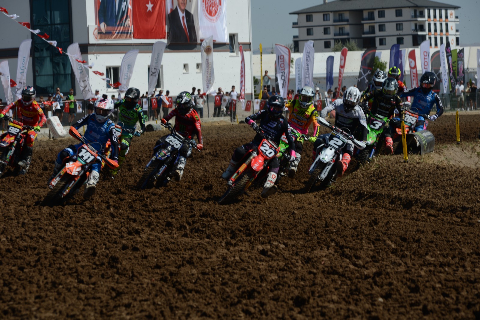 Mısırlıoğlu’dan Motofest’e tam not! 2 Mısırlıoğlu’dan Motofest’e tam not!