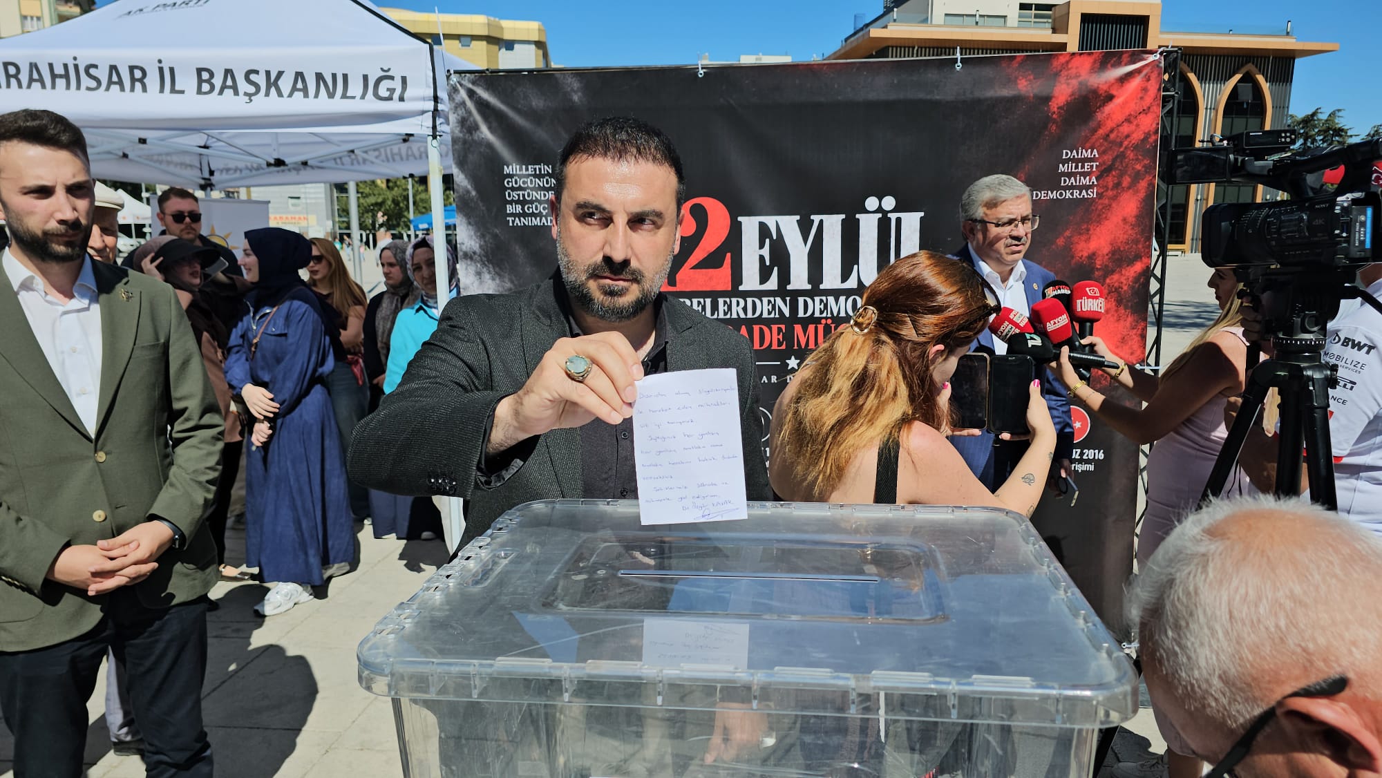 AK Parti İl Başkanı Kavak: “Darbelerin hesabını mutlaka soracağız” 2 AK Parti İl Başkanı Kavak: “Darbelerin hesabını mutlaka soracağız”