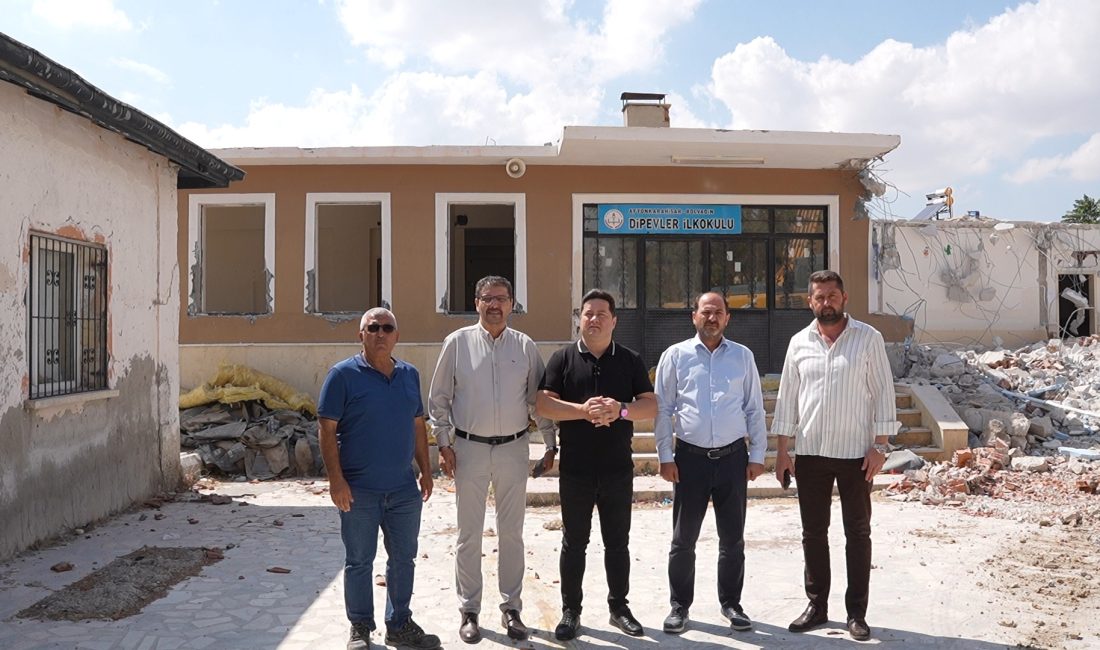 Bolvadin Dipevler Köyü İlkokulunun, fay hattından kaynaklanan hasarlar nedeniyle eğitim