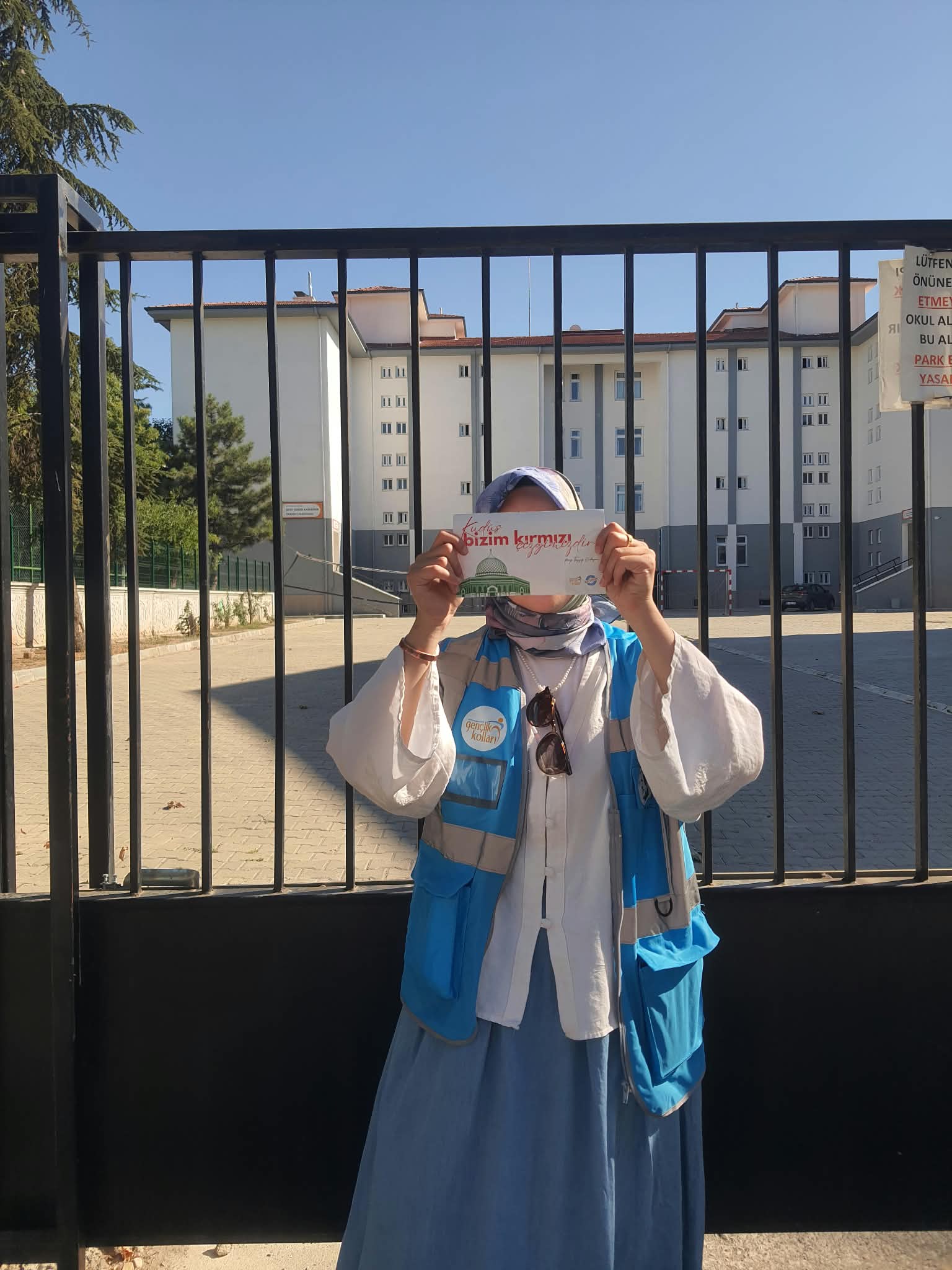 AK Gençlik’ten Filistinli öğrencilere anlamlı destek 6 AK Gençlik’ten Filistinli öğrencilere anlamlı destek