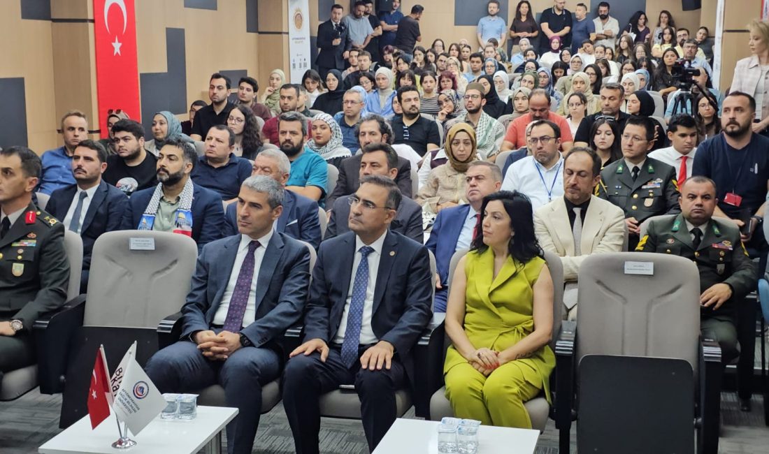Afyonkarahisar Sağlık Bilimleri Üniversitesi (AFSÜ) tarafından düzenlenen “Kuşatma Altında Beyaz