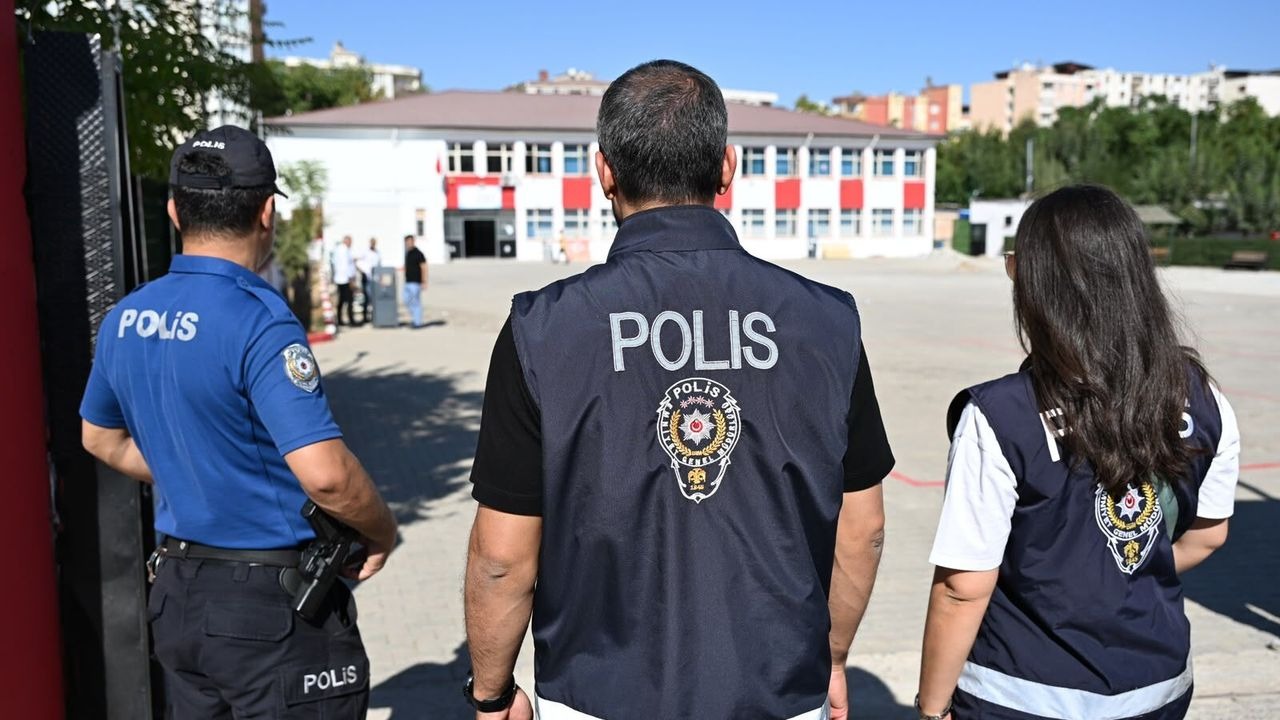 Afyonkarahisar’da öğrencilerin eğitim ve öğretim ortamının huzur ve güven içerisinde