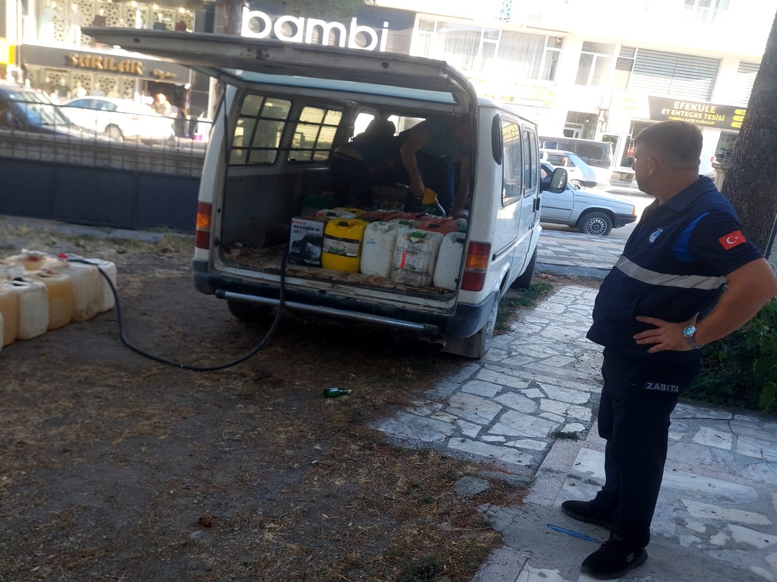 Şuhut’ta Kurtuluş İhsan Küçükarslan İlkokulu ve Ortaokulu’nun hemen yanında gerçekleştirilen