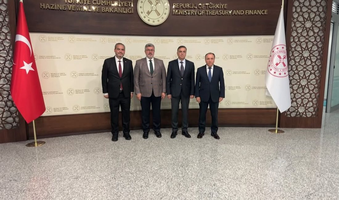 AK Parti Afyonkarahisar Milletvekili Ali Özkaya, Afyonkarahisar’daki iki üniversitenin rektörleriyle