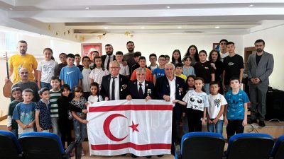 Dumlupınar Bilim ve Sanat Merkezi öğrencileri, 19 Eylül Gaziler Günü