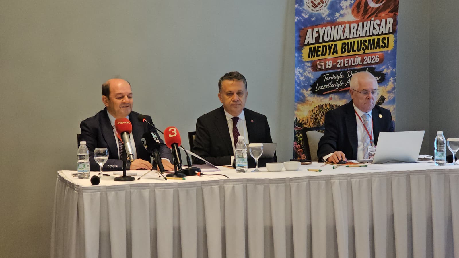 Küresel Gazeteciler Konseyi (KGK) Yerel Medya Buluşması, Afyonkarahisar’da gerçekleştirildi. Termal