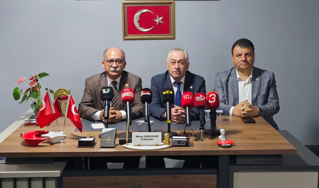 Yeni Parti Eskişehir Milletvekili İbrahim Arslan ve Bursa Milletvekili Hasan