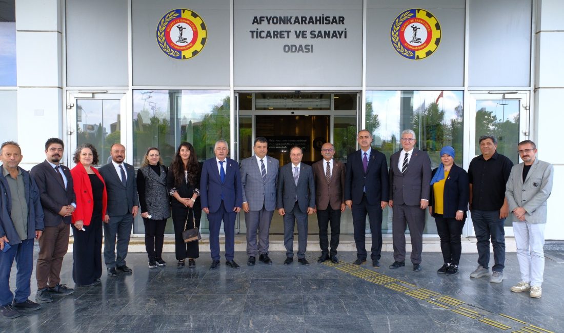 Yeni Parti Eskişehir Milletvekili İbrahim Arslan, Bursa Milletvekili Hasan Öztürk