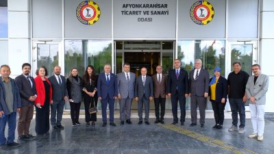 Yeni Parti Eskişehir Milletvekili İbrahim Arslan, Bursa Milletvekili Hasan Öztürk