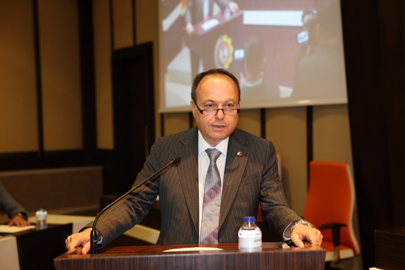 Afyonkarahisar’da emlak sektörünün sorunları ve çözüm önerileri, düzenlenen istişare toplantısında