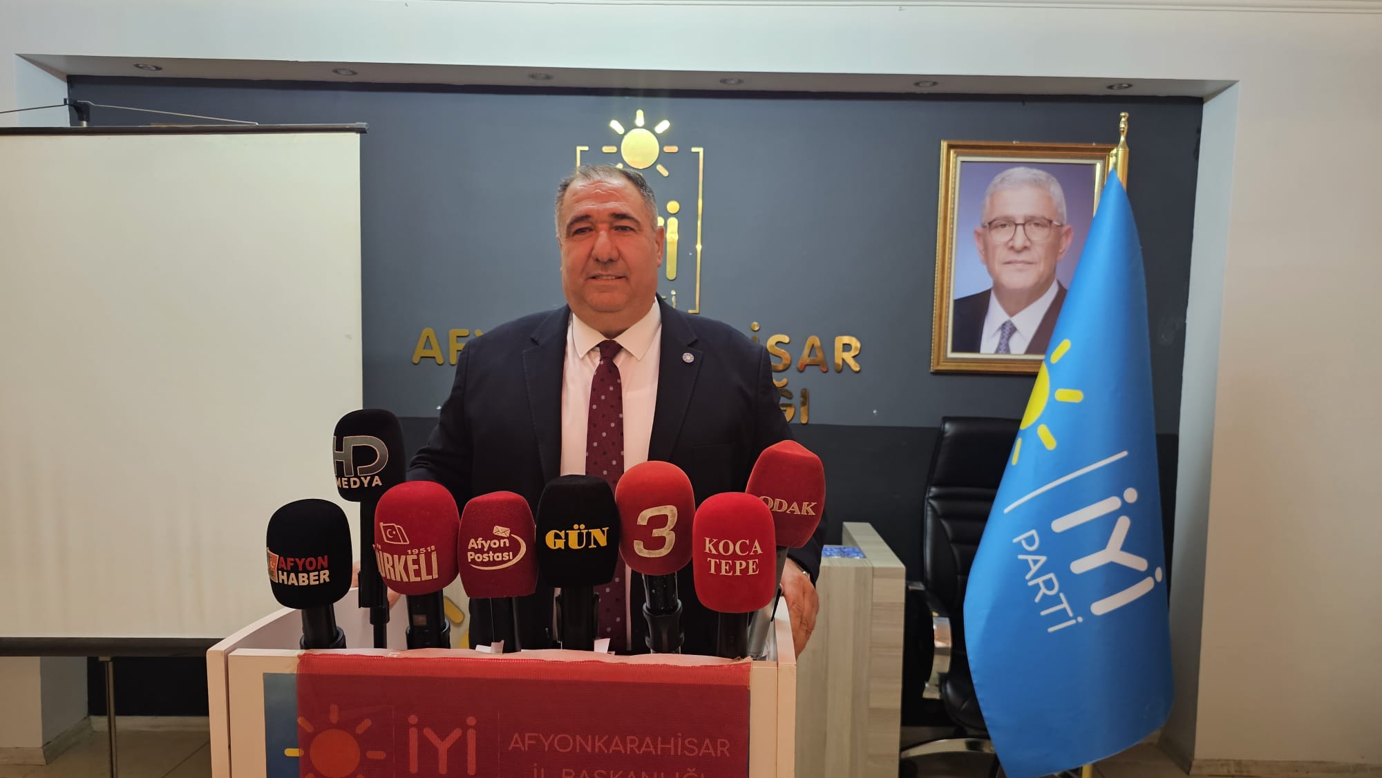 İYİ Parti Afyonkarahisar İl Başkanı Muhammet Mısırlıoğlu, düzenlediği haftalık basın