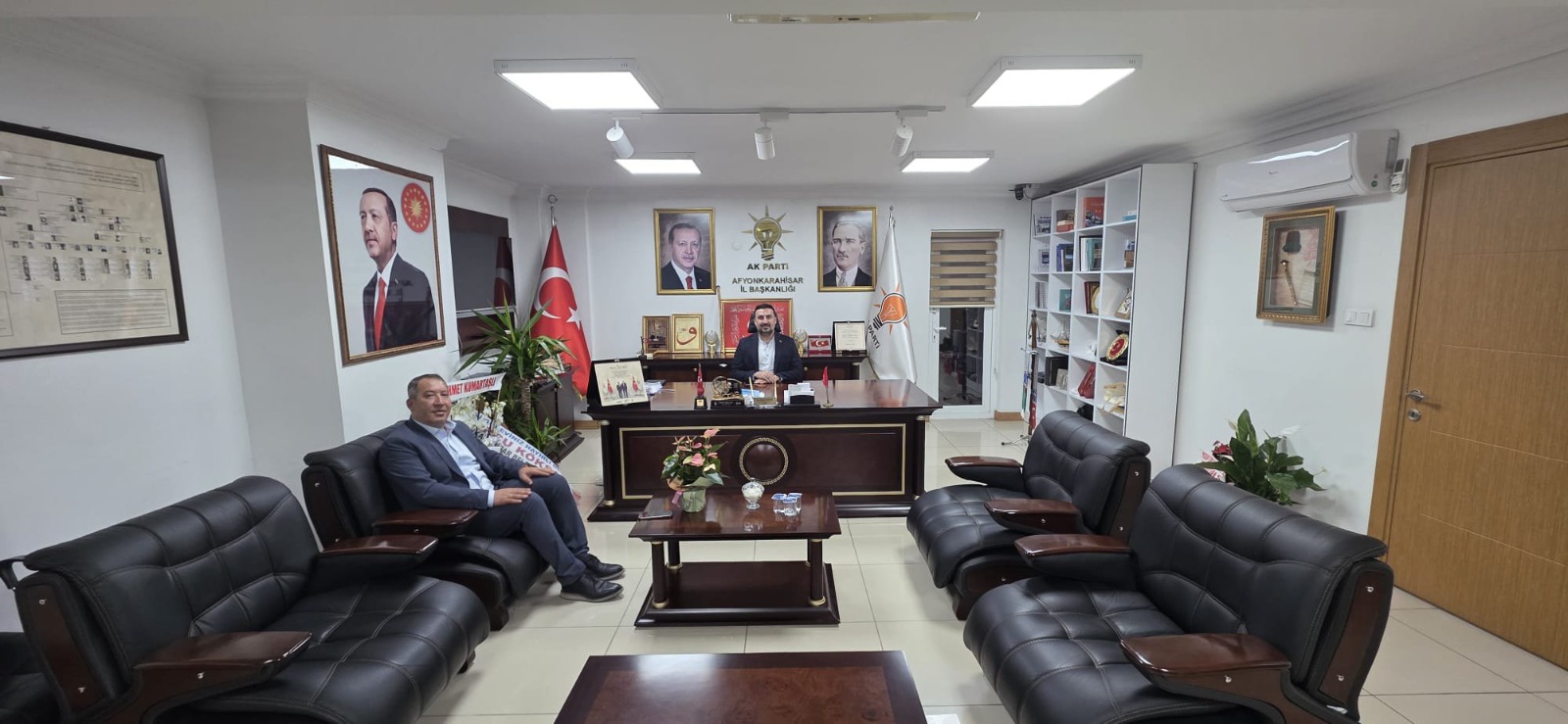 Dinar Belediye Başkanı Veysel Topçu, AK Parti Afyonkarahisar İl Başkanı