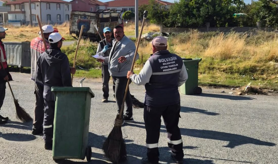 Bolvadin genelinde sürdürülen rutin temizlik çalışmalarına ek olarak, Belediye Başkanı